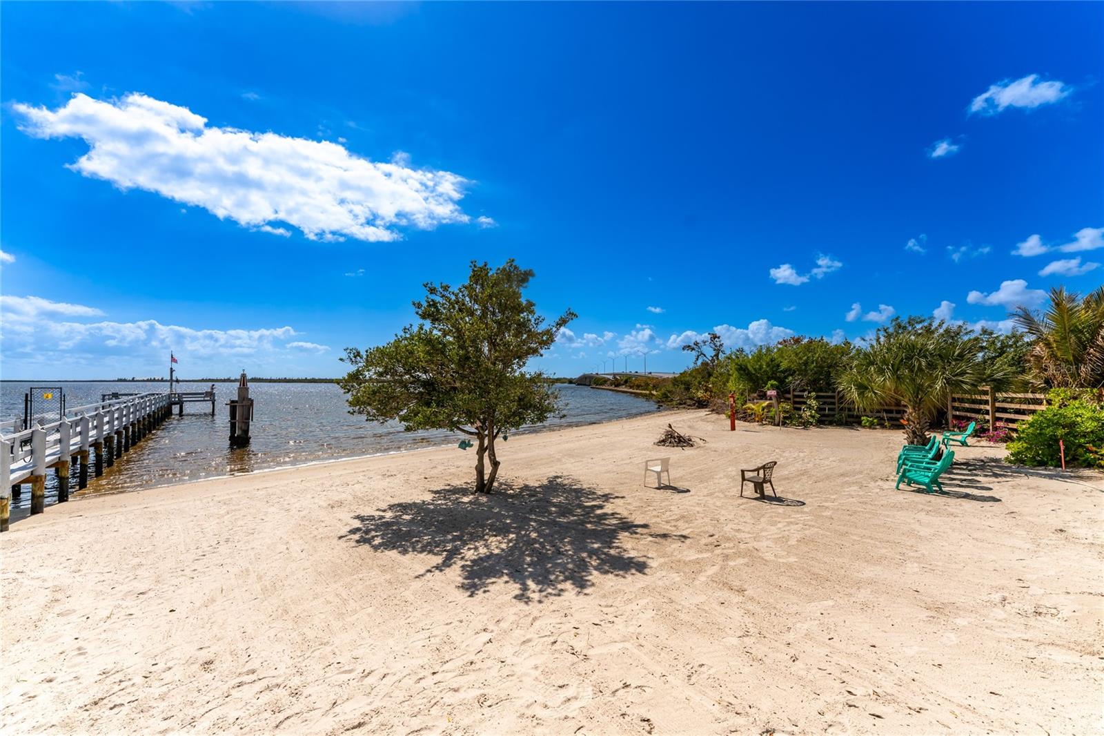 TARPON BAY PH 02 BLDG C - Residential