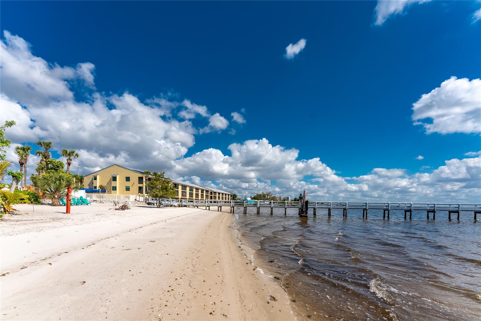 TARPON BAY PH 02 BLDG C - Residential