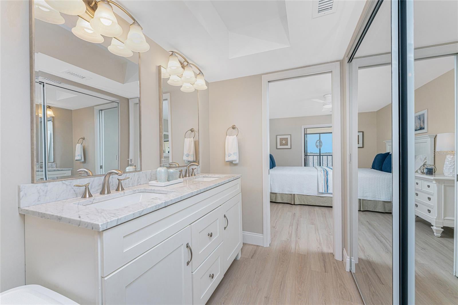 TARPON BAY PH 02 BLDG C - Residential