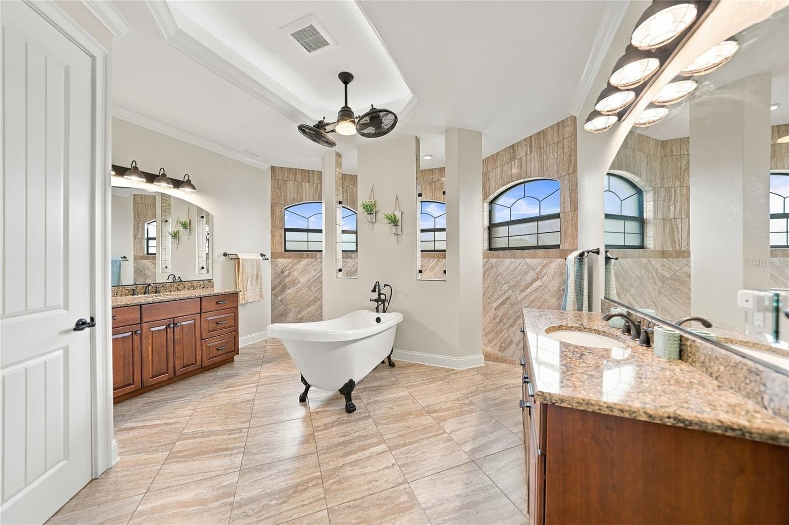 PORT CHARLOTTE SEC 94 01 - Residential