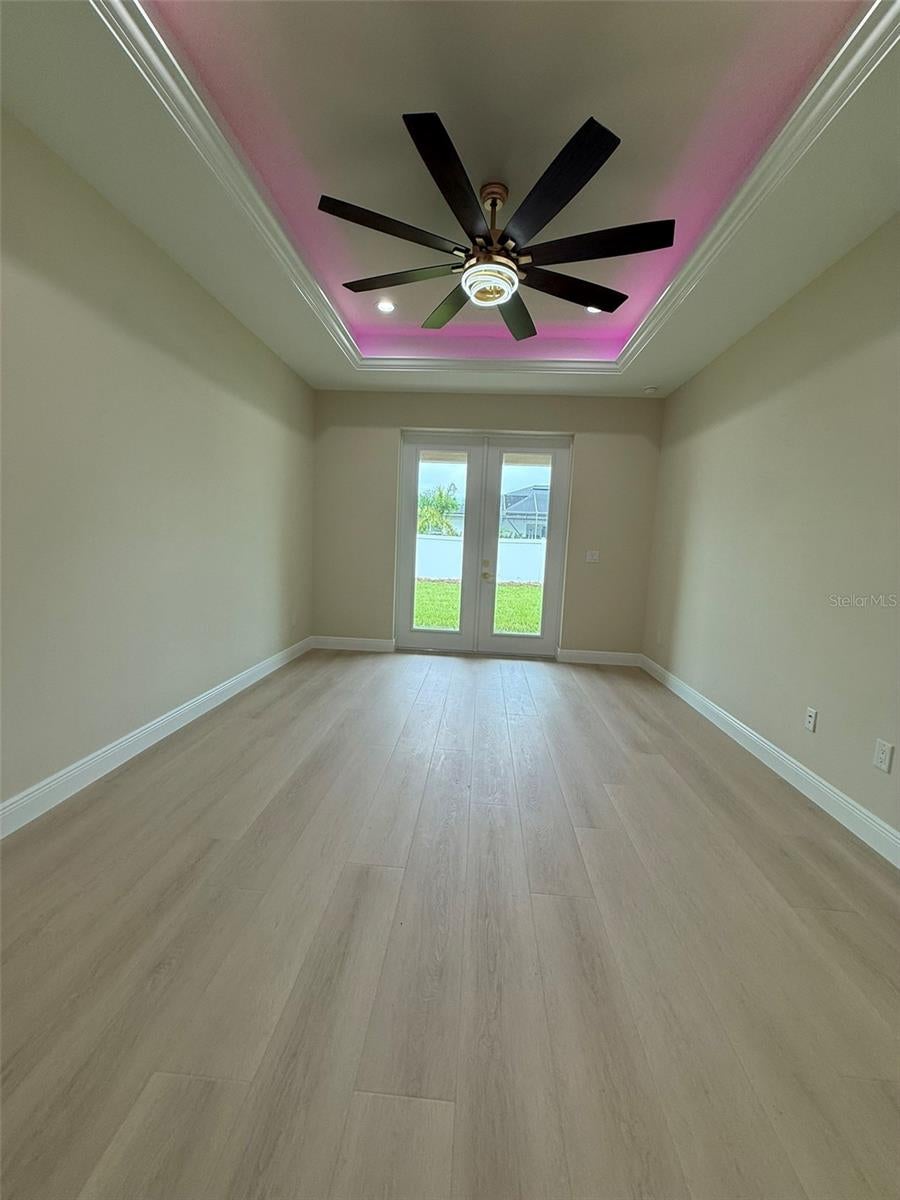 LOT 4 BLK 491 8TH ADD TO PORT CHARLOTTE - Residential