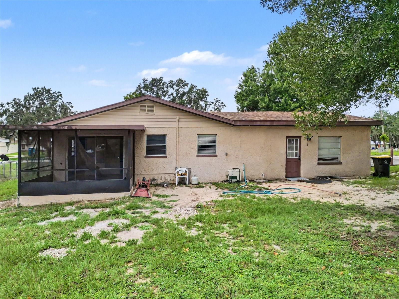 LAKE HENRY - Residential