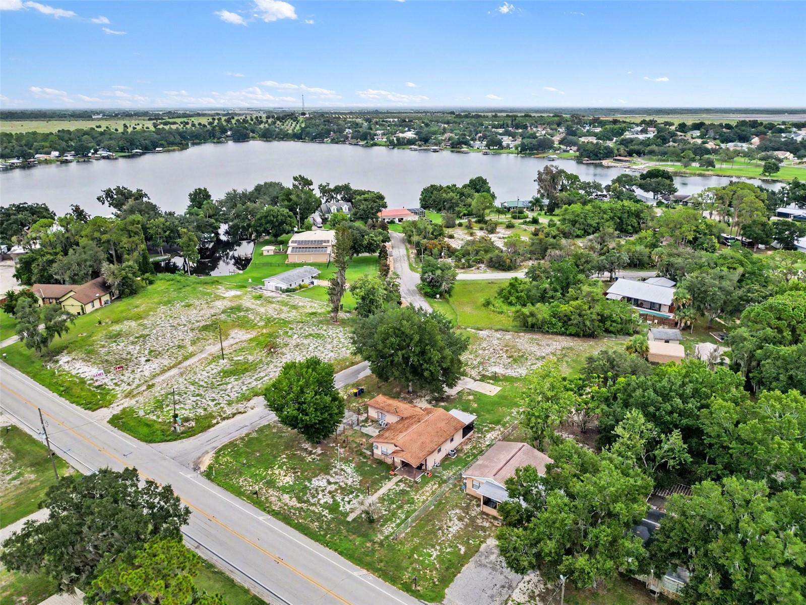 LAKE HENRY - Residential