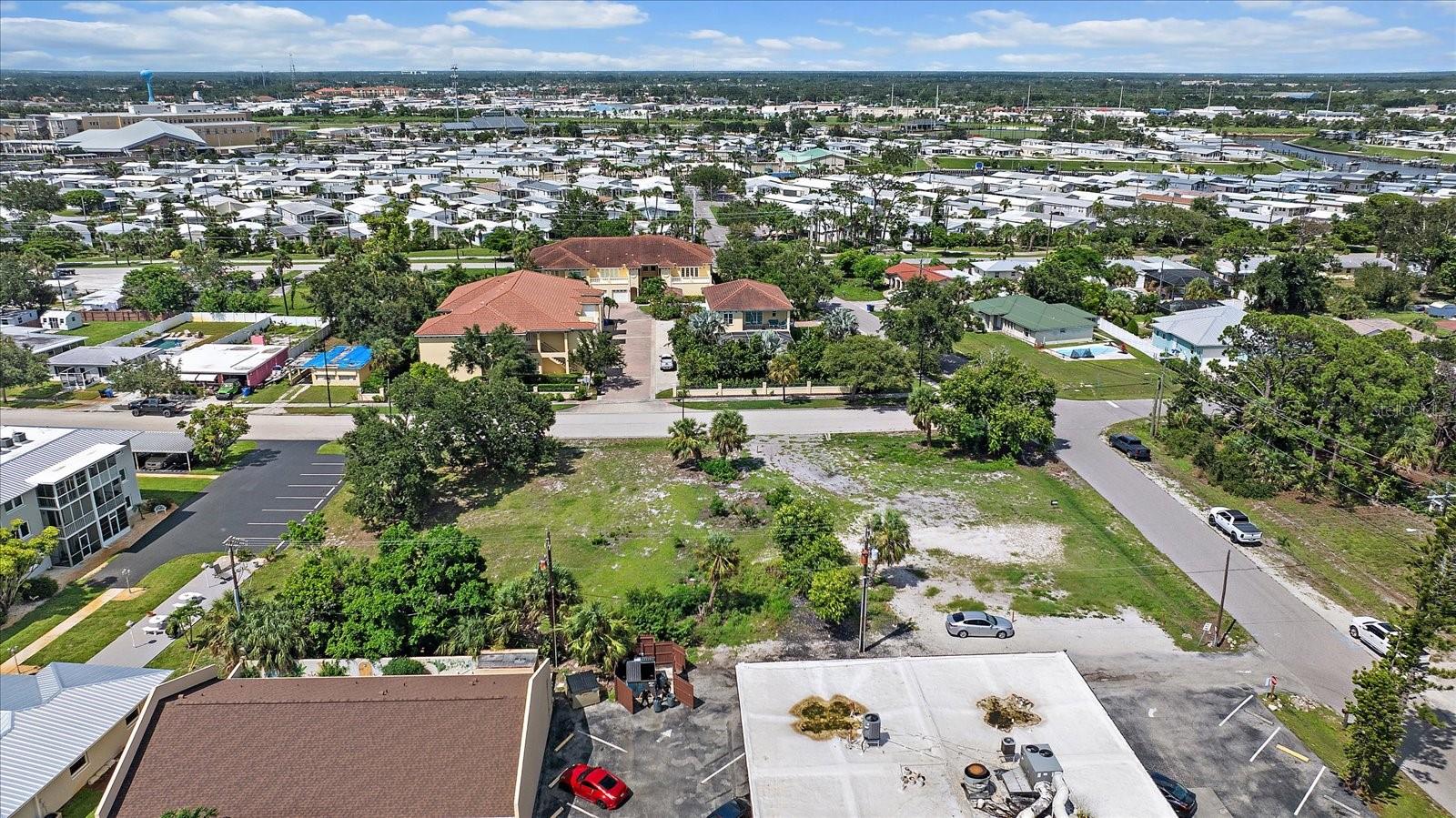 COUNTRY CLUB ESTATES UNIT 1 - Land