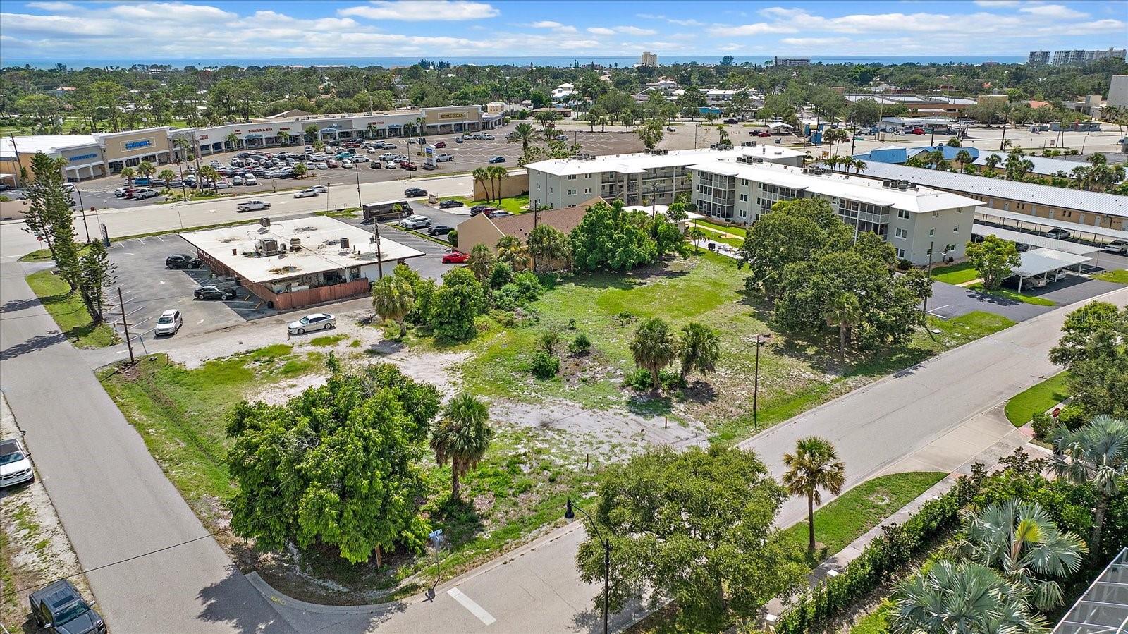 COUNTRY CLUB ESTATES UNIT 1 - Land