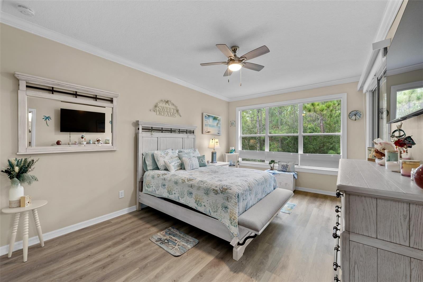 SOUTH HAMPTON - Residential