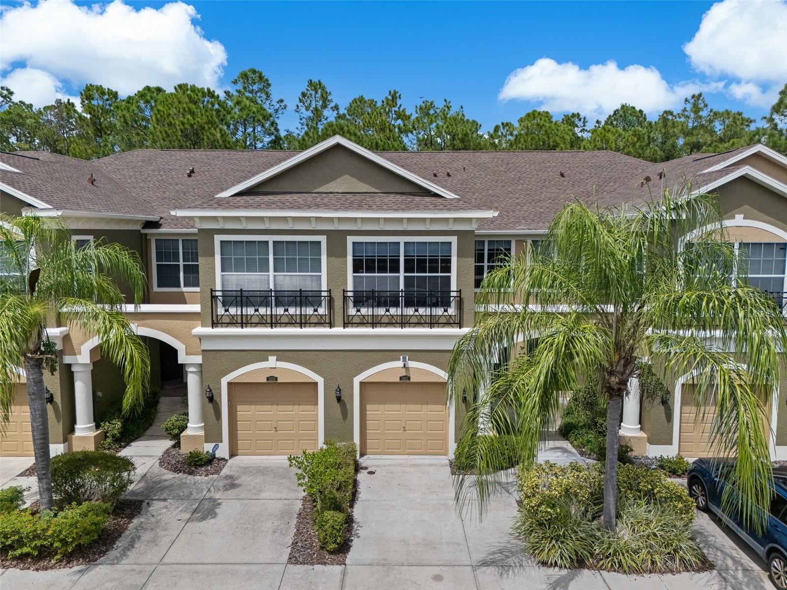 SOUTH HAMPTON - Residential