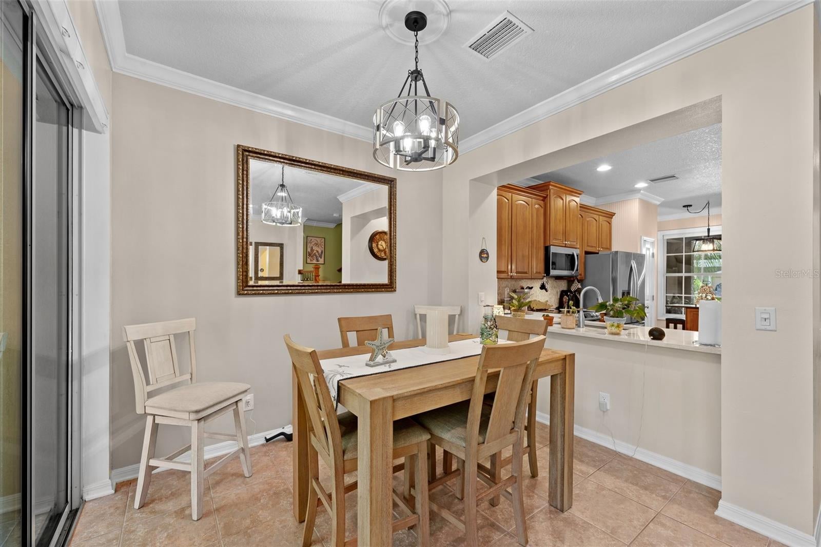 SOUTH HAMPTON - Residential