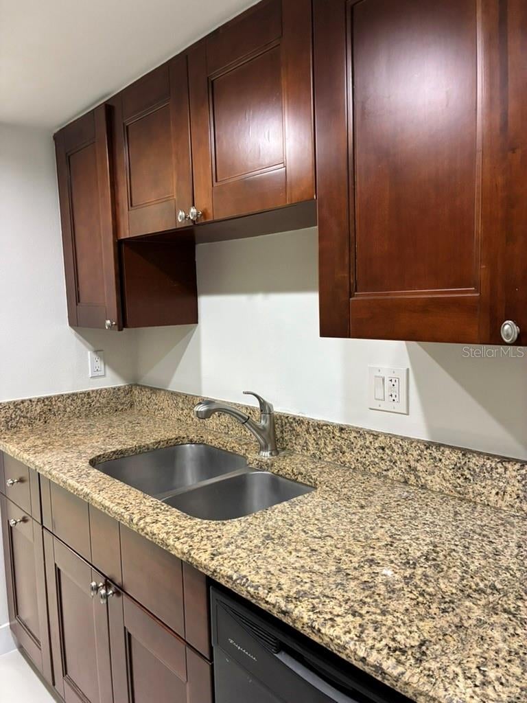 VILLAGE SQUARE CONDO - Residential