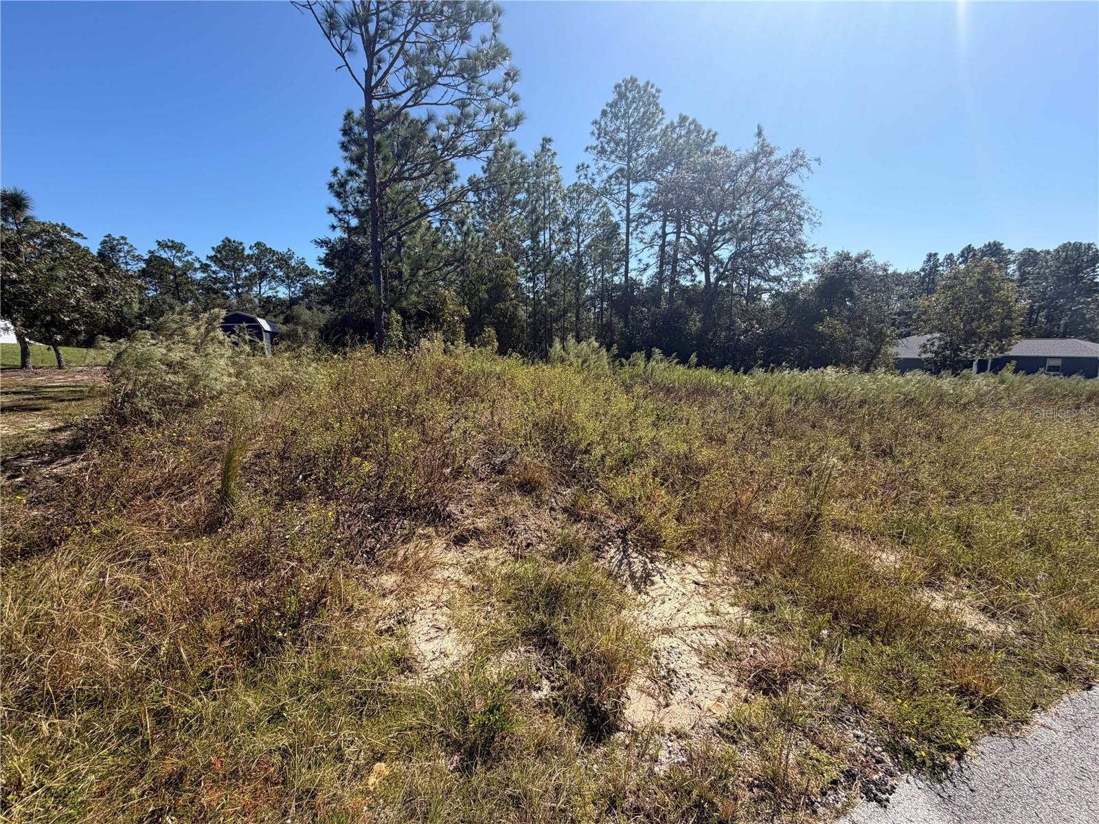 RAINBOW LAKES ESTATE - Land