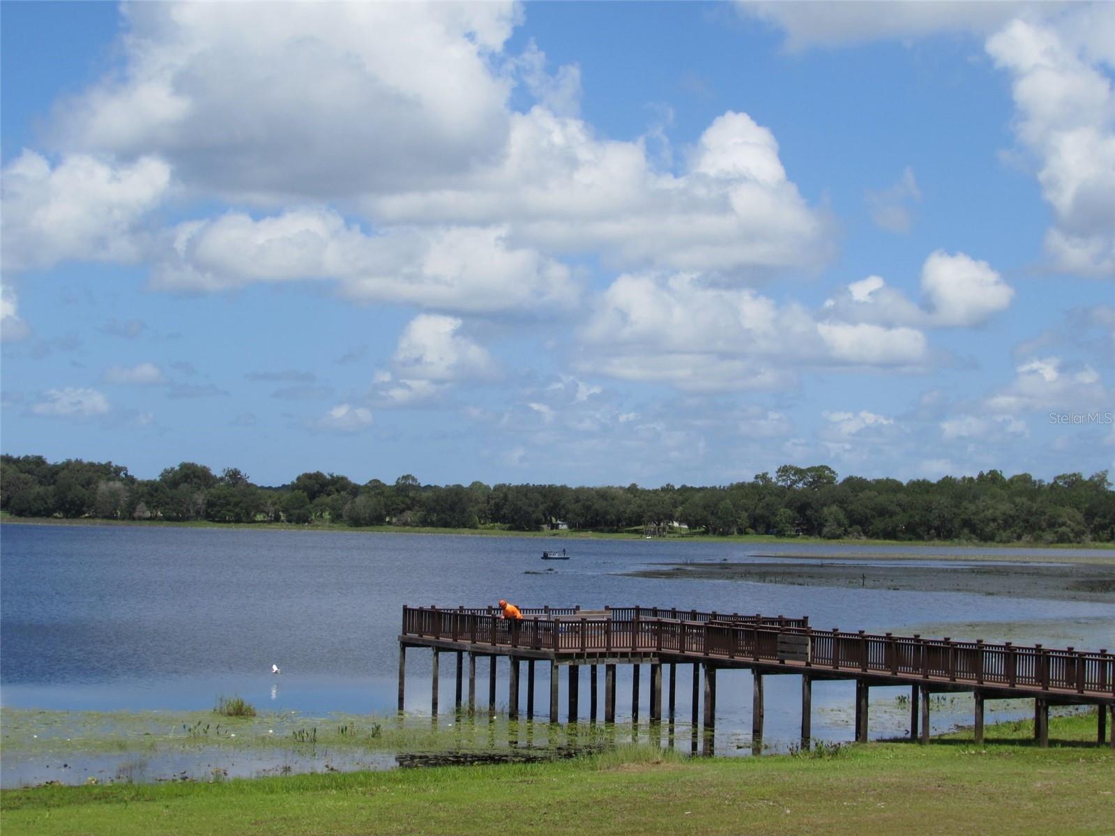 RAINBOW LAKES ESTATE - Land