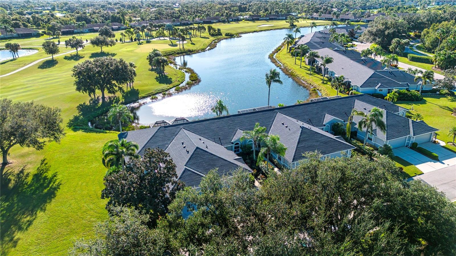HERITAGE OAKS GOLF & COUNTRY CLUB - Residential