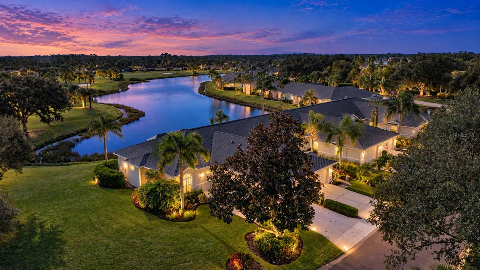 HERITAGE OAKS GOLF & COUNTRY CLUB - Residential