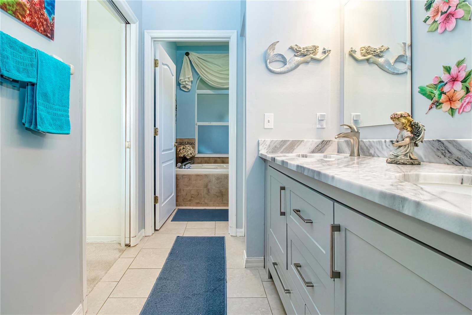 HERITAGE OAKS GOLF & COUNTRY CLUB - Residential