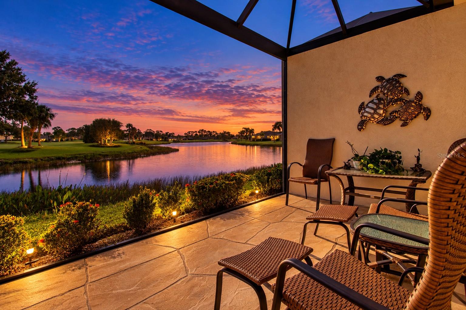 HERITAGE OAKS GOLF & COUNTRY CLUB - Residential