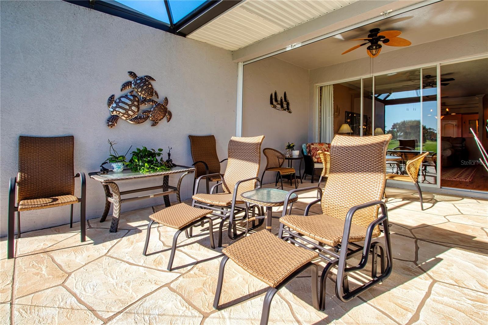 HERITAGE OAKS GOLF & COUNTRY CLUB - Residential