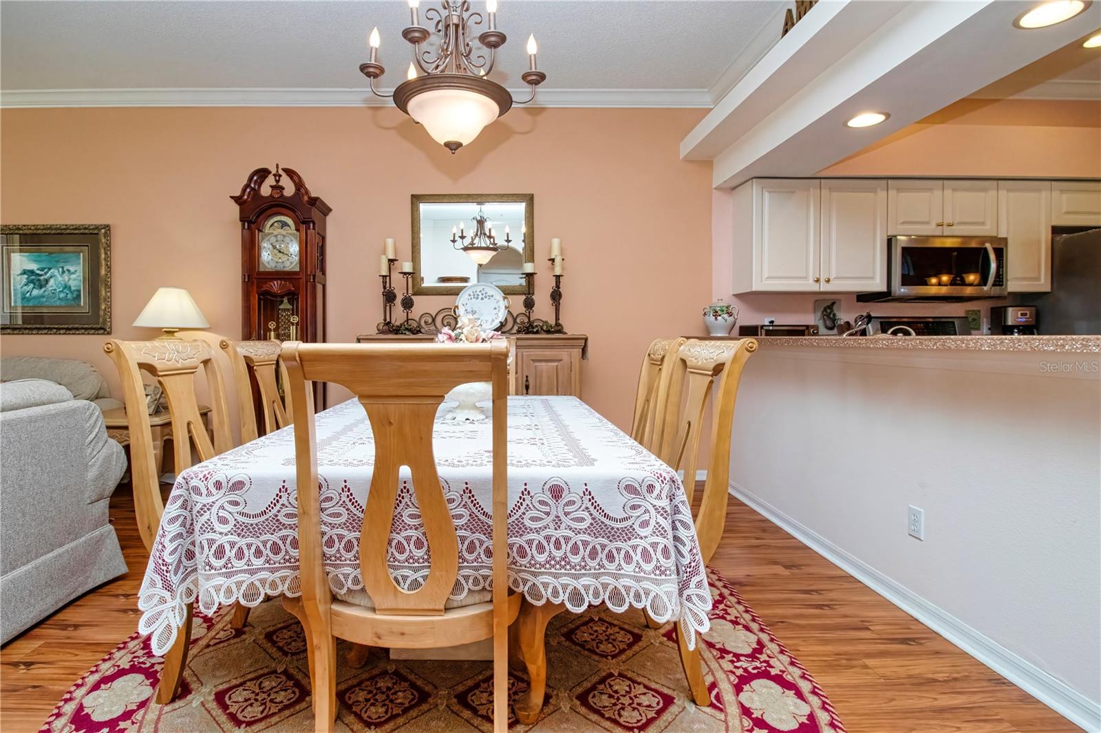 HERITAGE OAKS GOLF & COUNTRY CLUB - Residential
