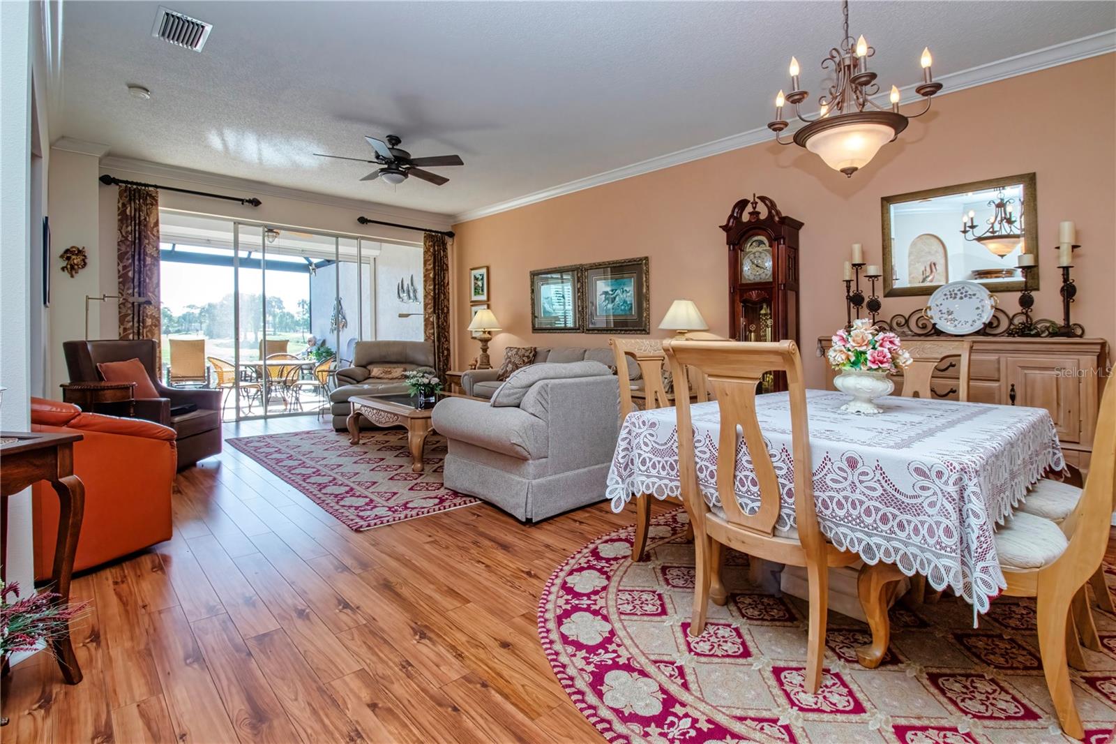 HERITAGE OAKS GOLF & COUNTRY CLUB - Residential