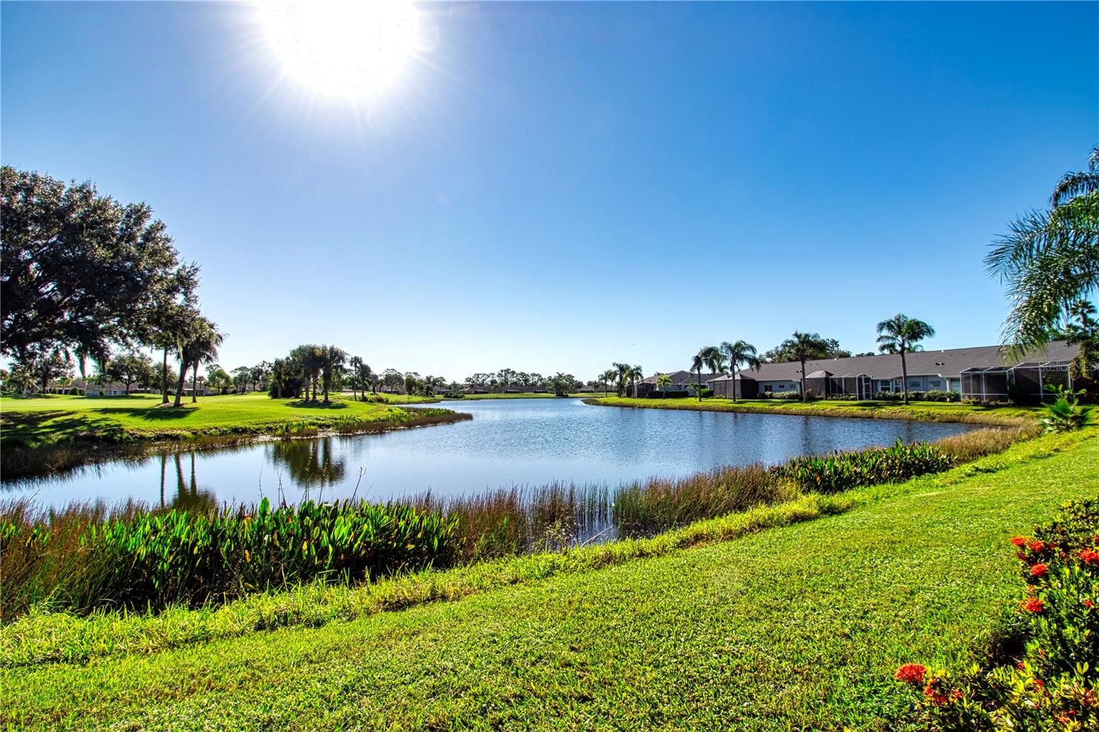 HERITAGE OAKS GOLF & COUNTRY CLUB - Residential