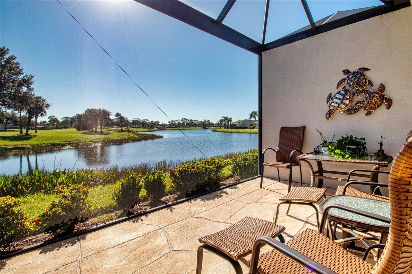 HERITAGE OAKS GOLF & COUNTRY CLUB - Residential