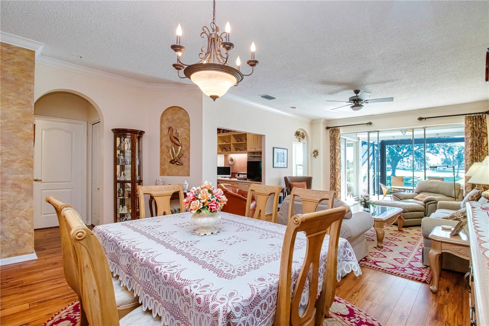 HERITAGE OAKS GOLF & COUNTRY CLUB - Residential