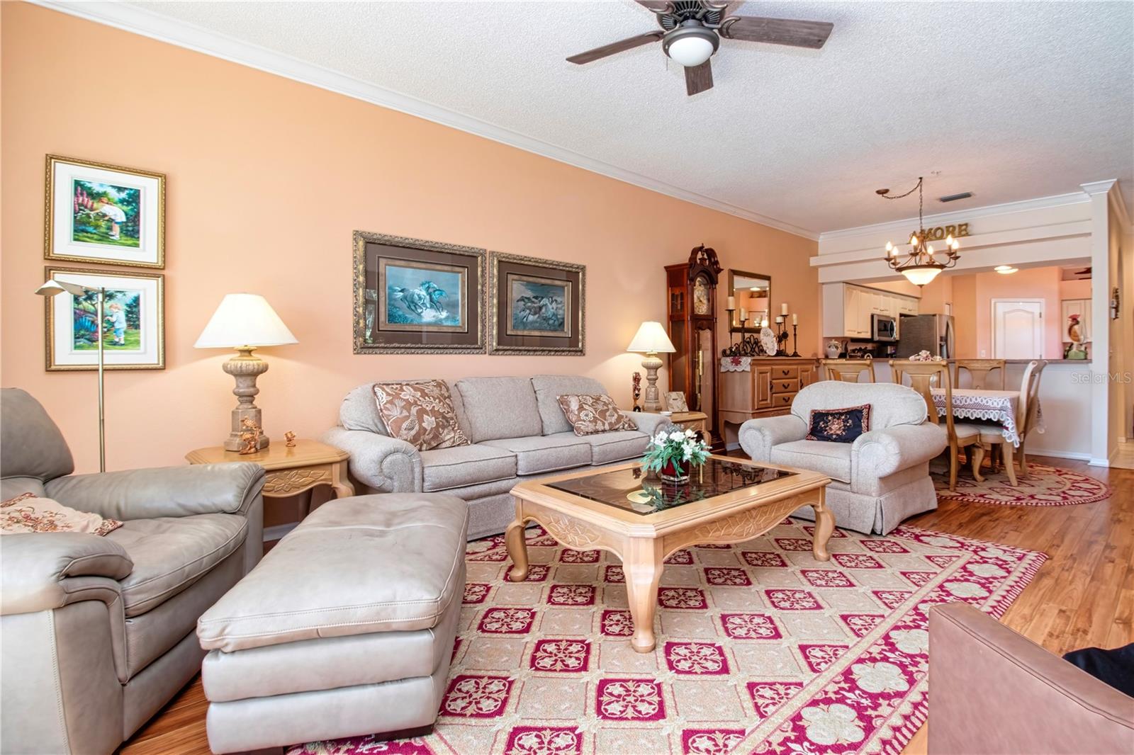 HERITAGE OAKS GOLF & COUNTRY CLUB - Residential
