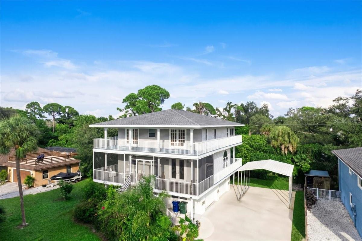 SOUTH VENICE - Residential