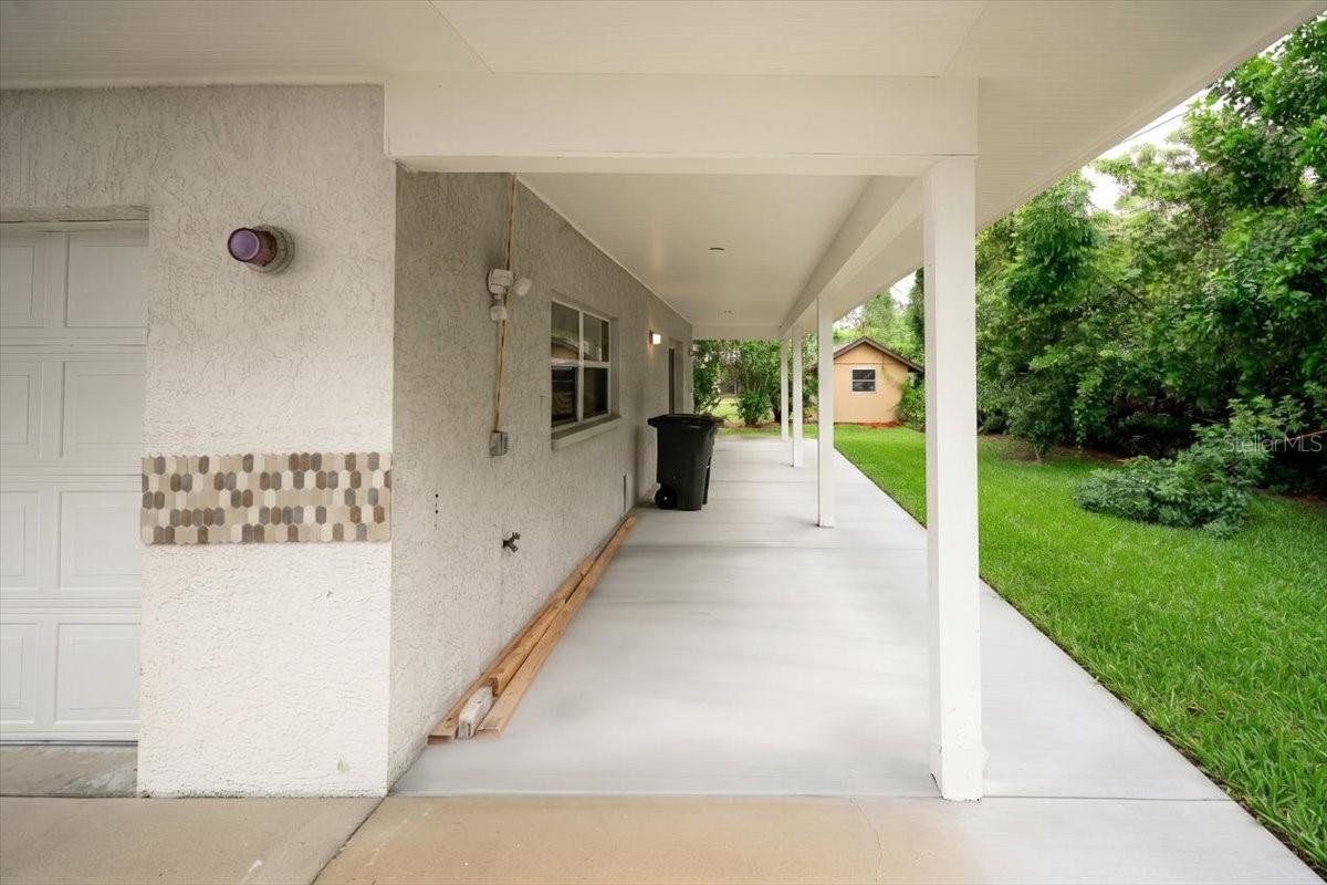 SOUTH VENICE - Residential