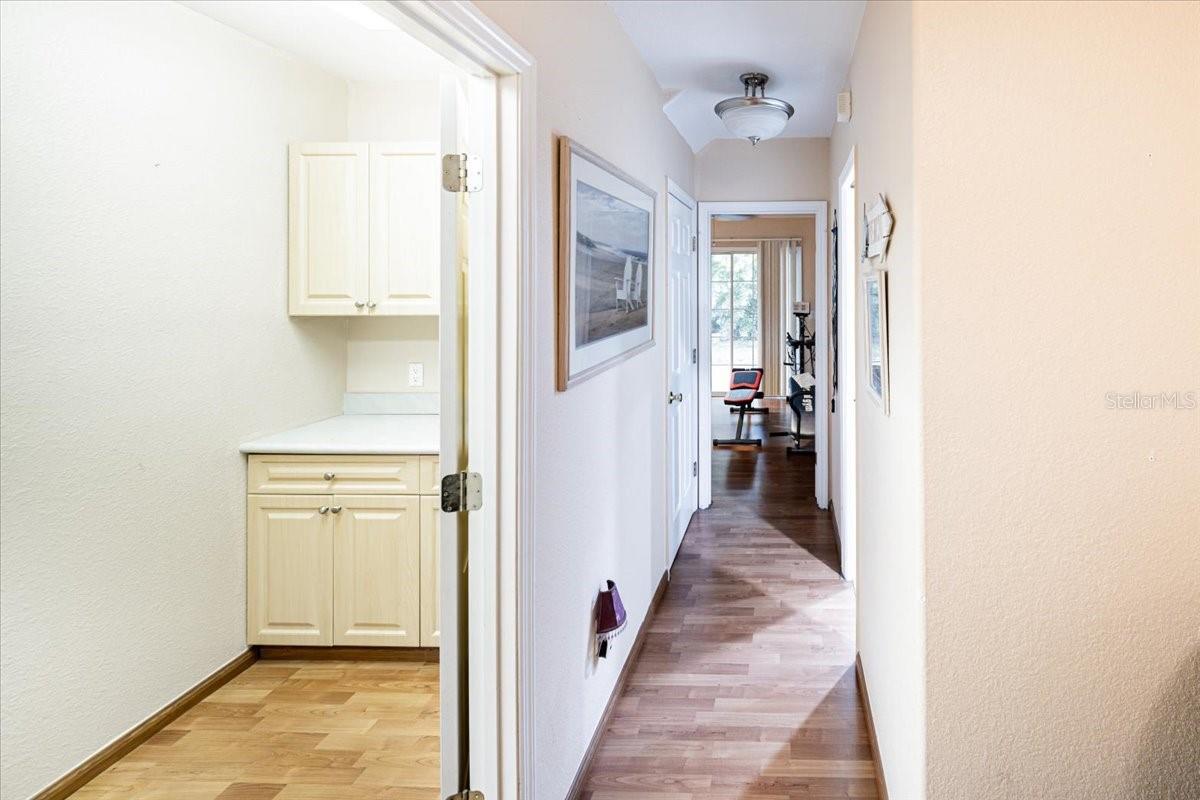 SOUTH VENICE - Residential