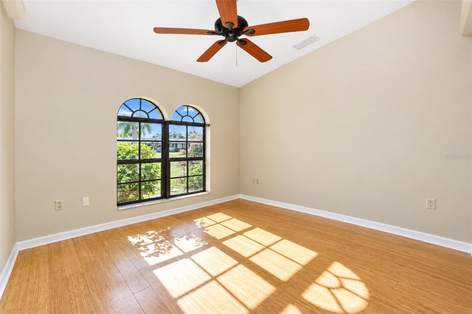 OVERBROOK GARDENS - Residential