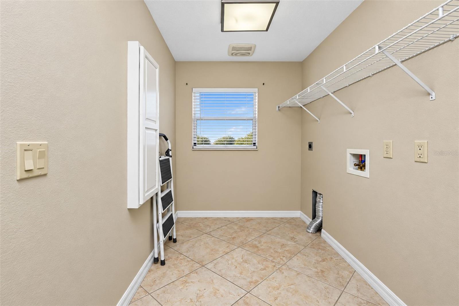 OVERBROOK GARDENS - Residential