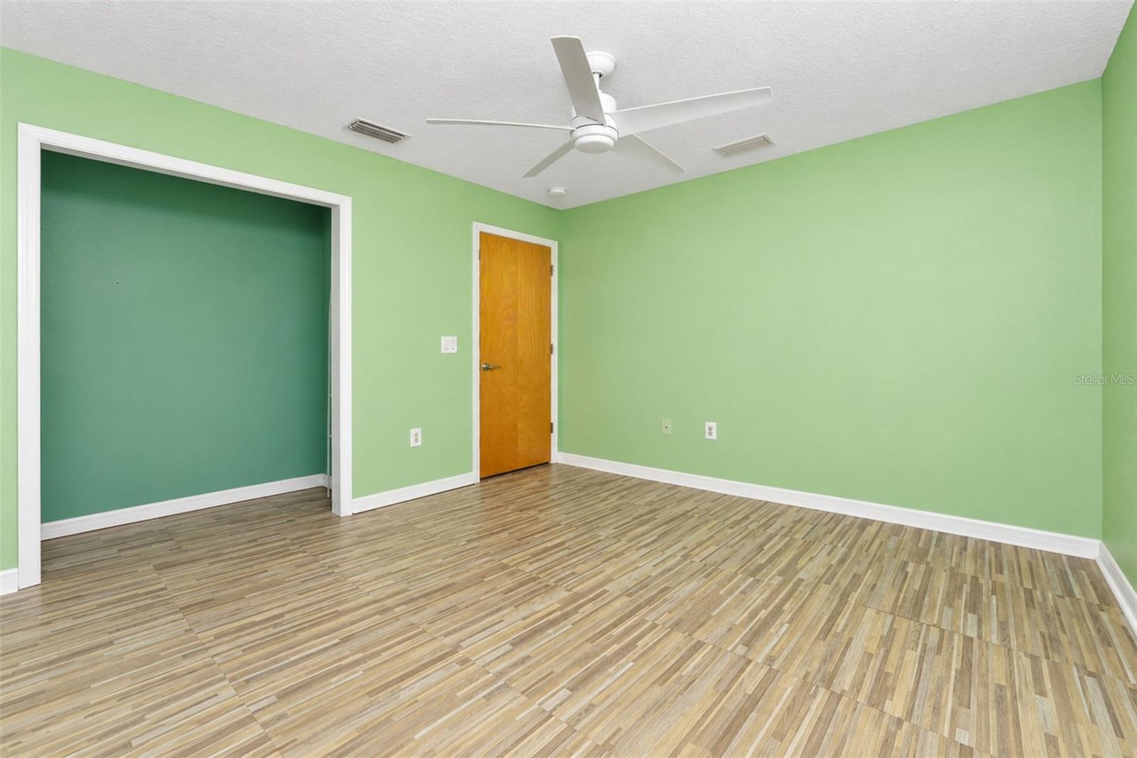 OVERBROOK GARDENS - Residential