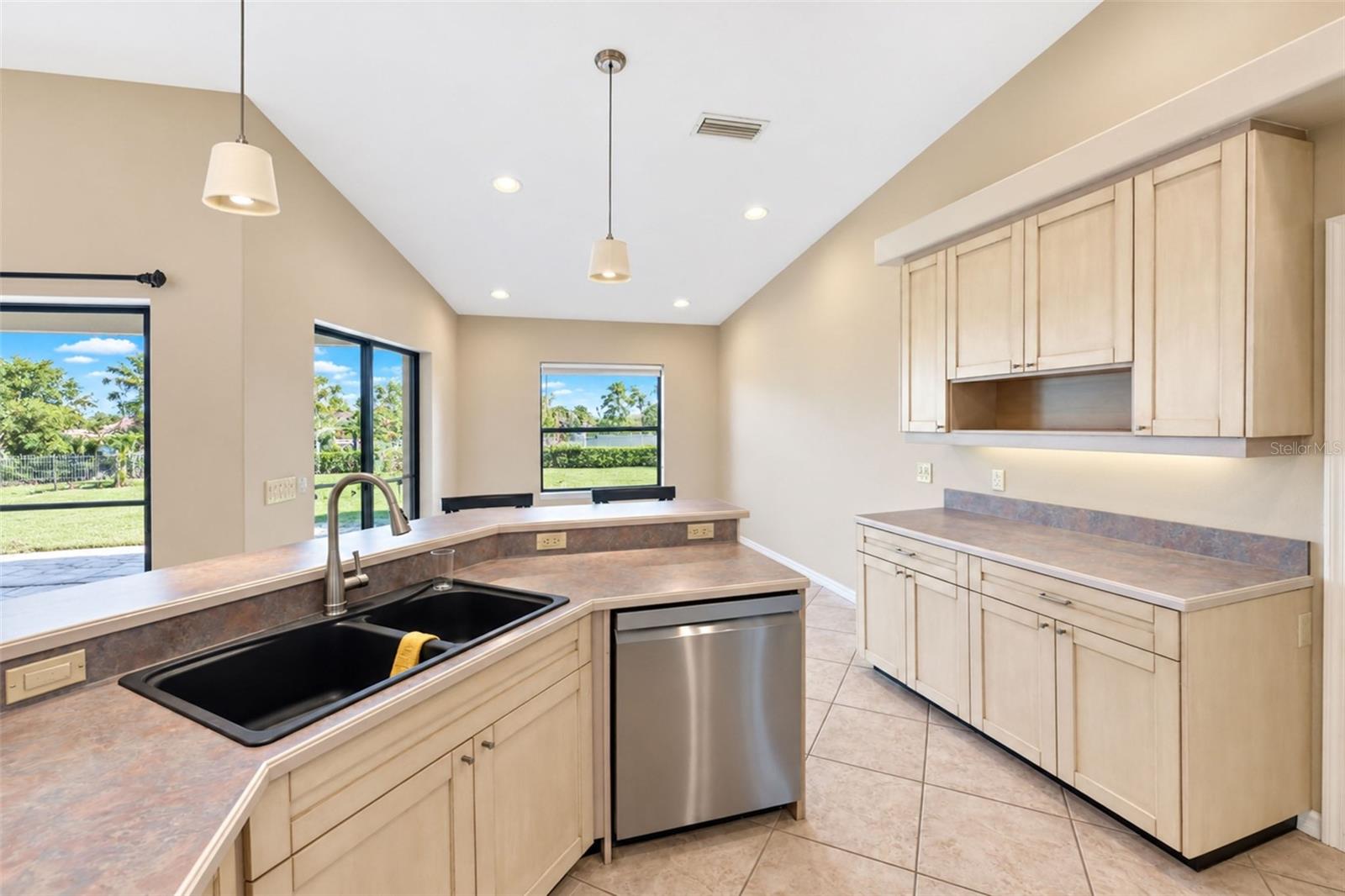 OVERBROOK GARDENS - Residential