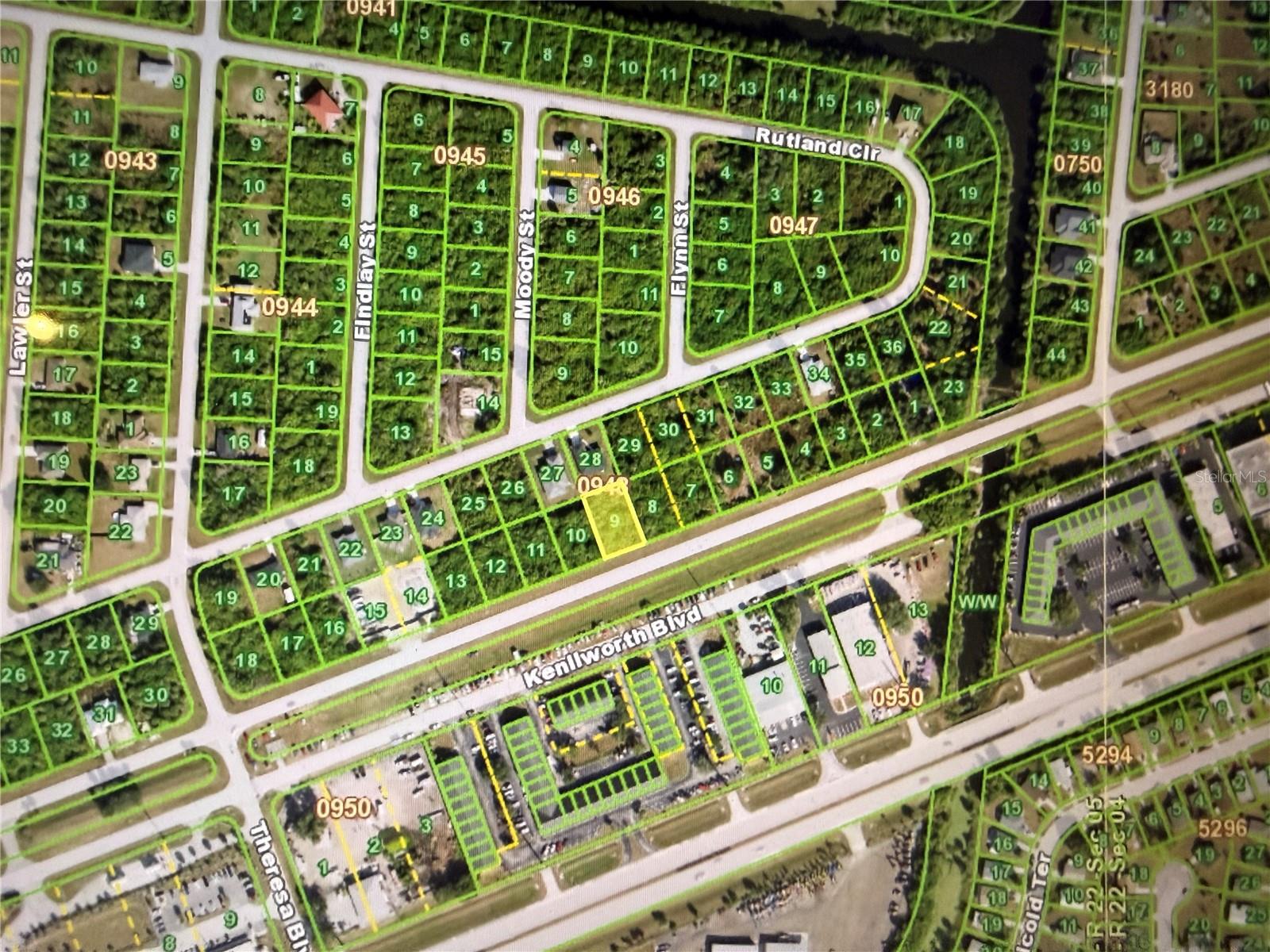 PORT CHARLOTTE SEC 017 - Land