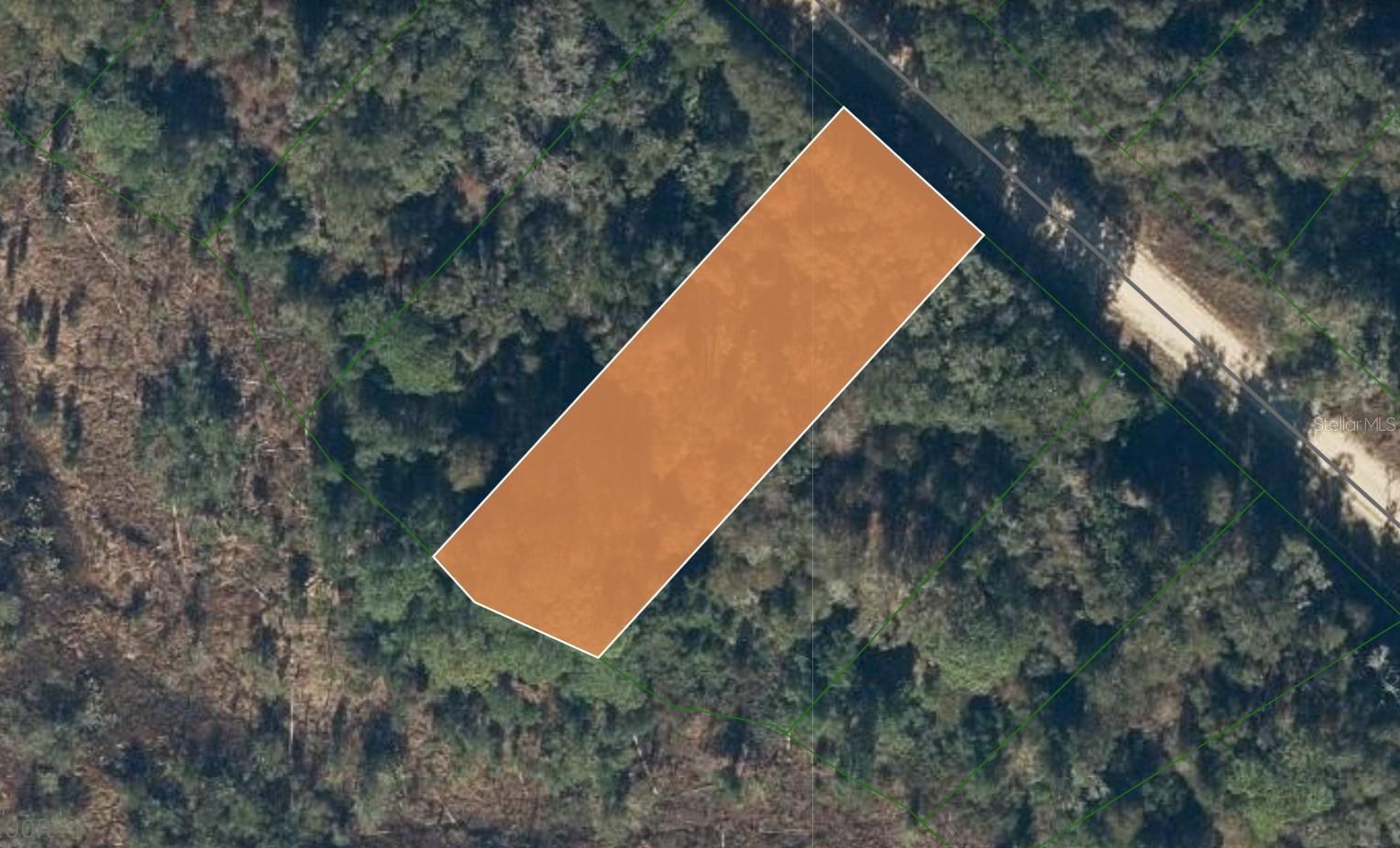 INTERLACHEN LAKES ESTATES - Land