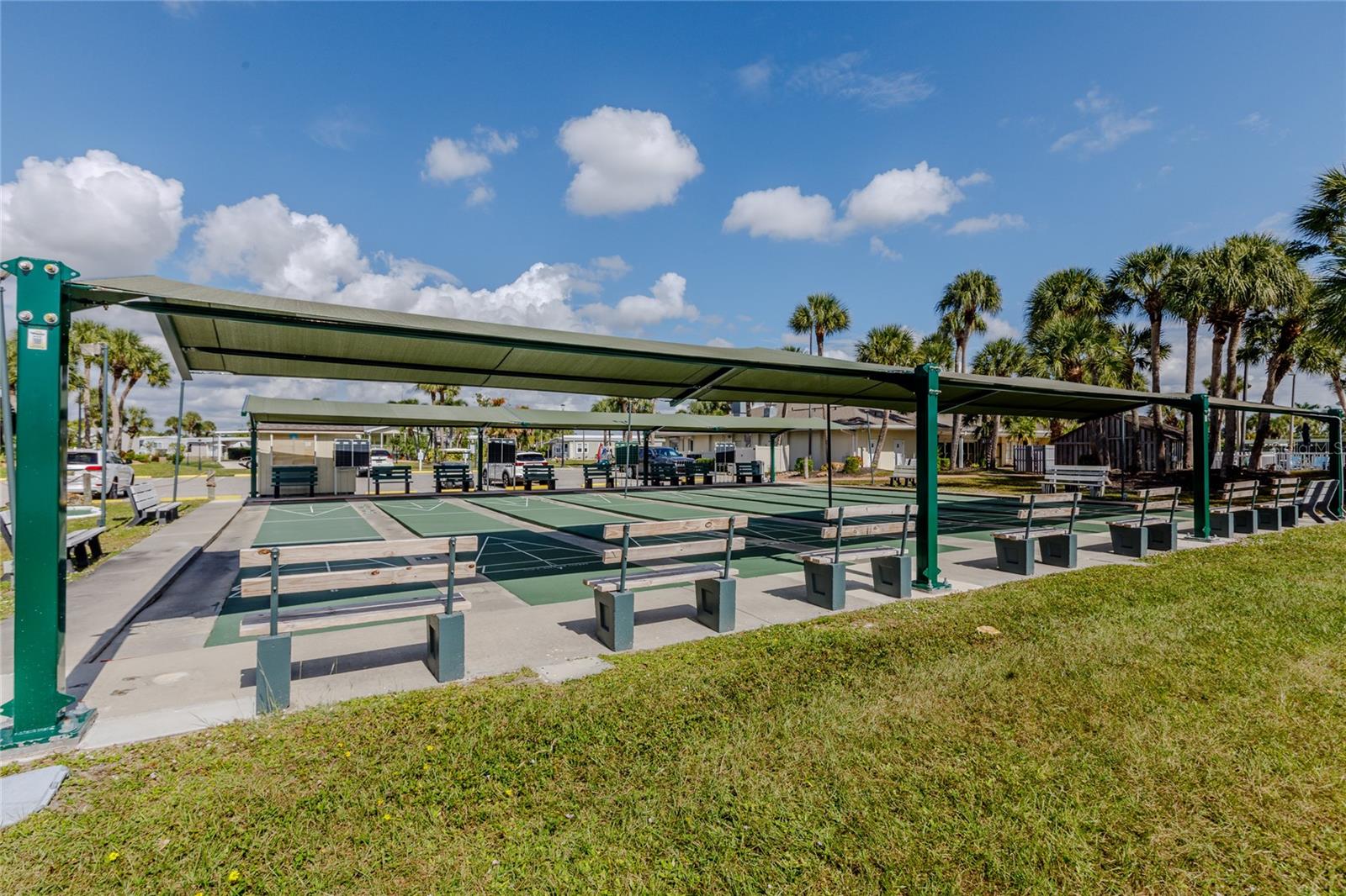 MAPLE LEAF ESTATES - Residential