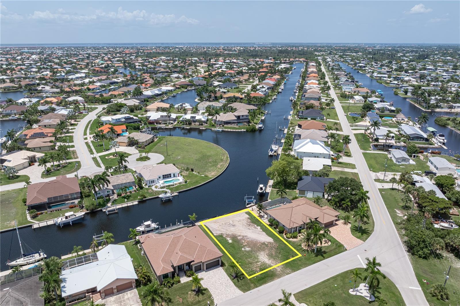 PUNTA GORDA ISLES SEC 14 - Land