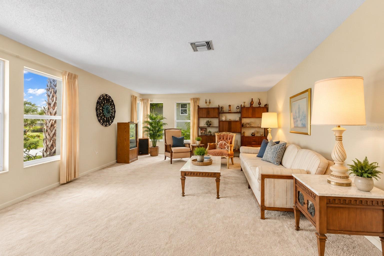 ROTONDA WEST OAKLAND HILLS - Residential