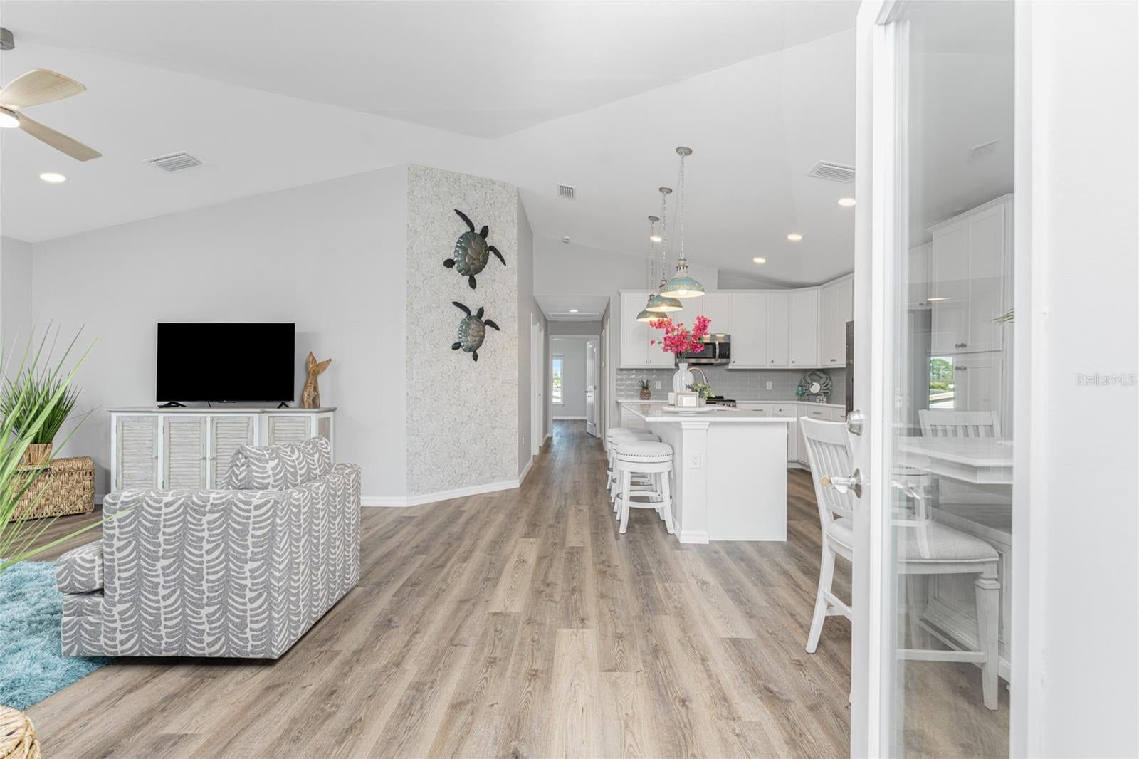 EL JOBEAN WARD 01 - Residential