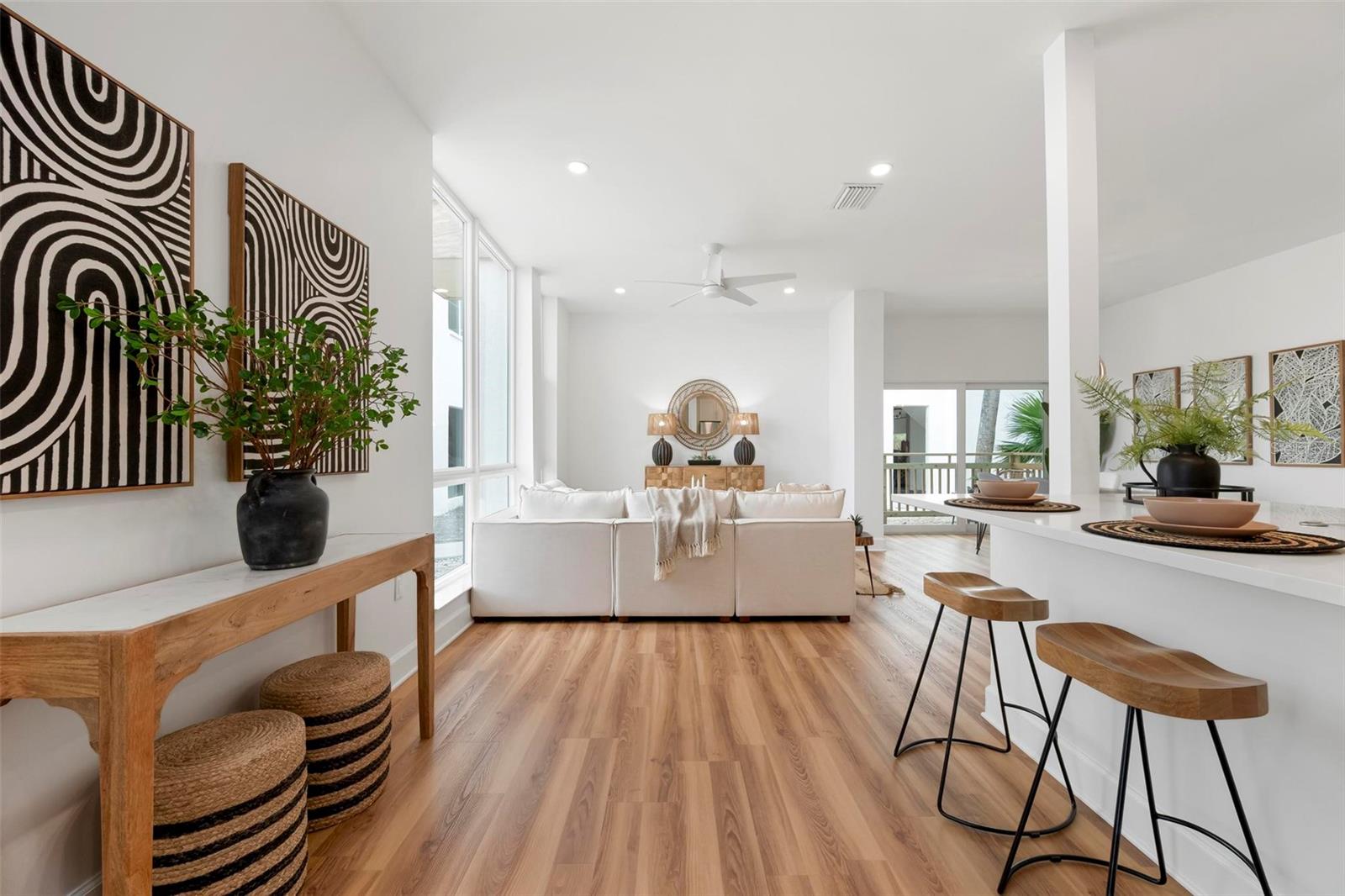 ISLAND SHORES - Residential