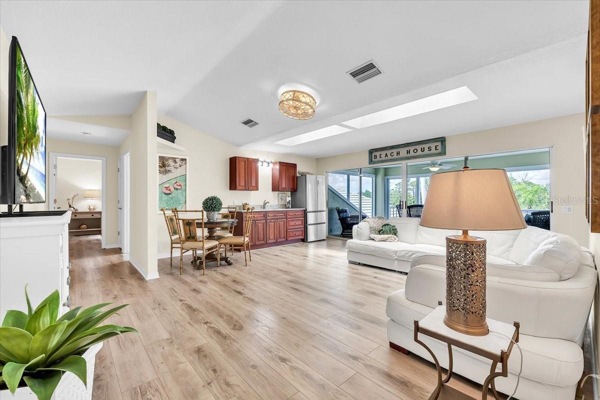RIVERWOOD - Residential