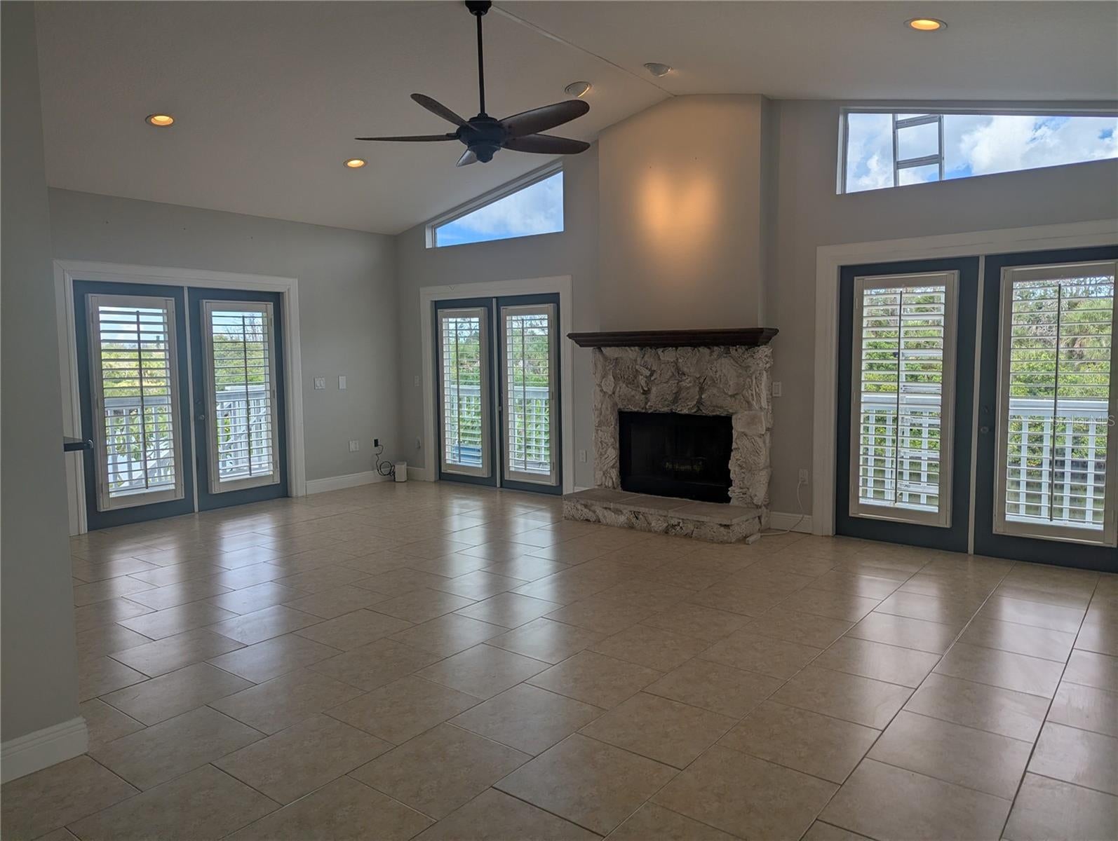 WOODBRIDGE - Residential