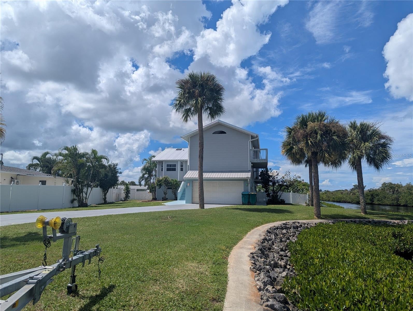 WOODBRIDGE - Residential