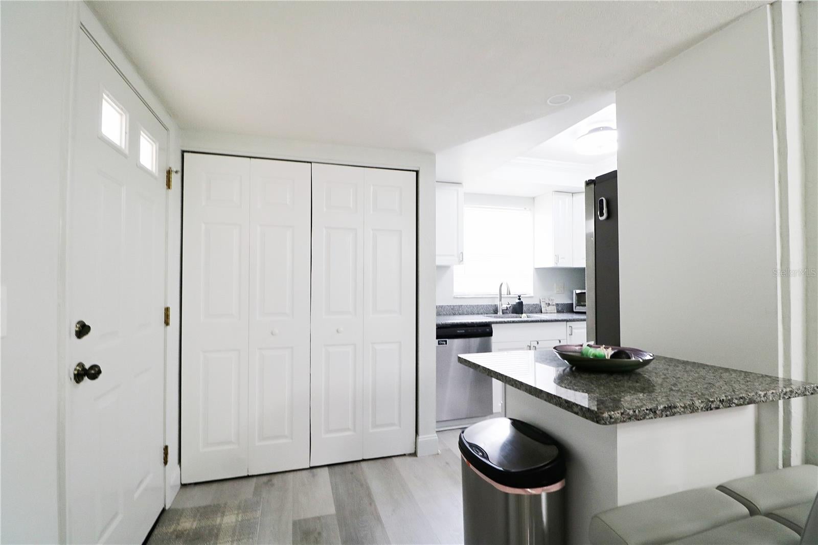 THUNDERBIRD HILL MANOR CONDO - Residential