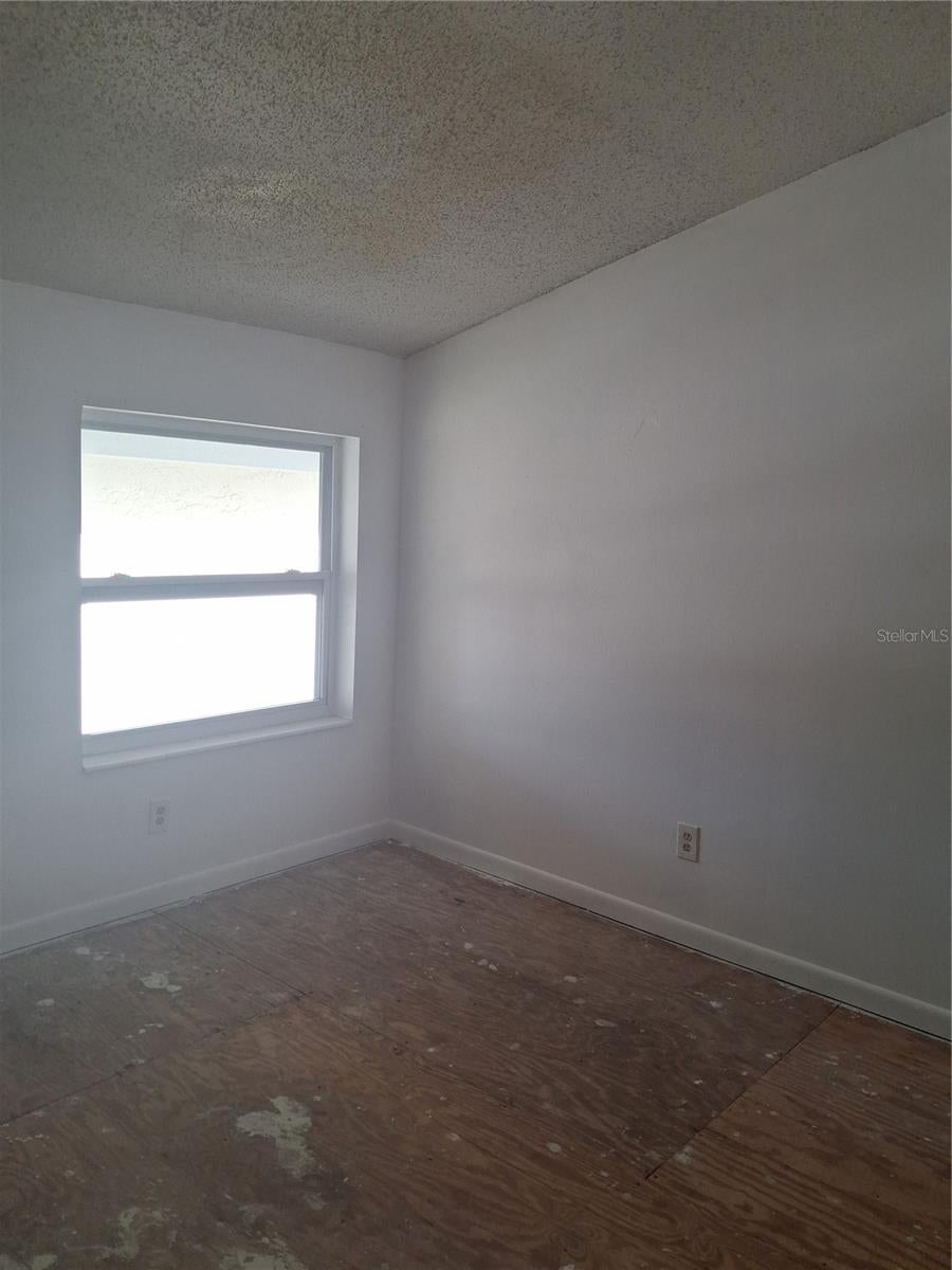 TAMPA VILLAS SOUTH - Residential