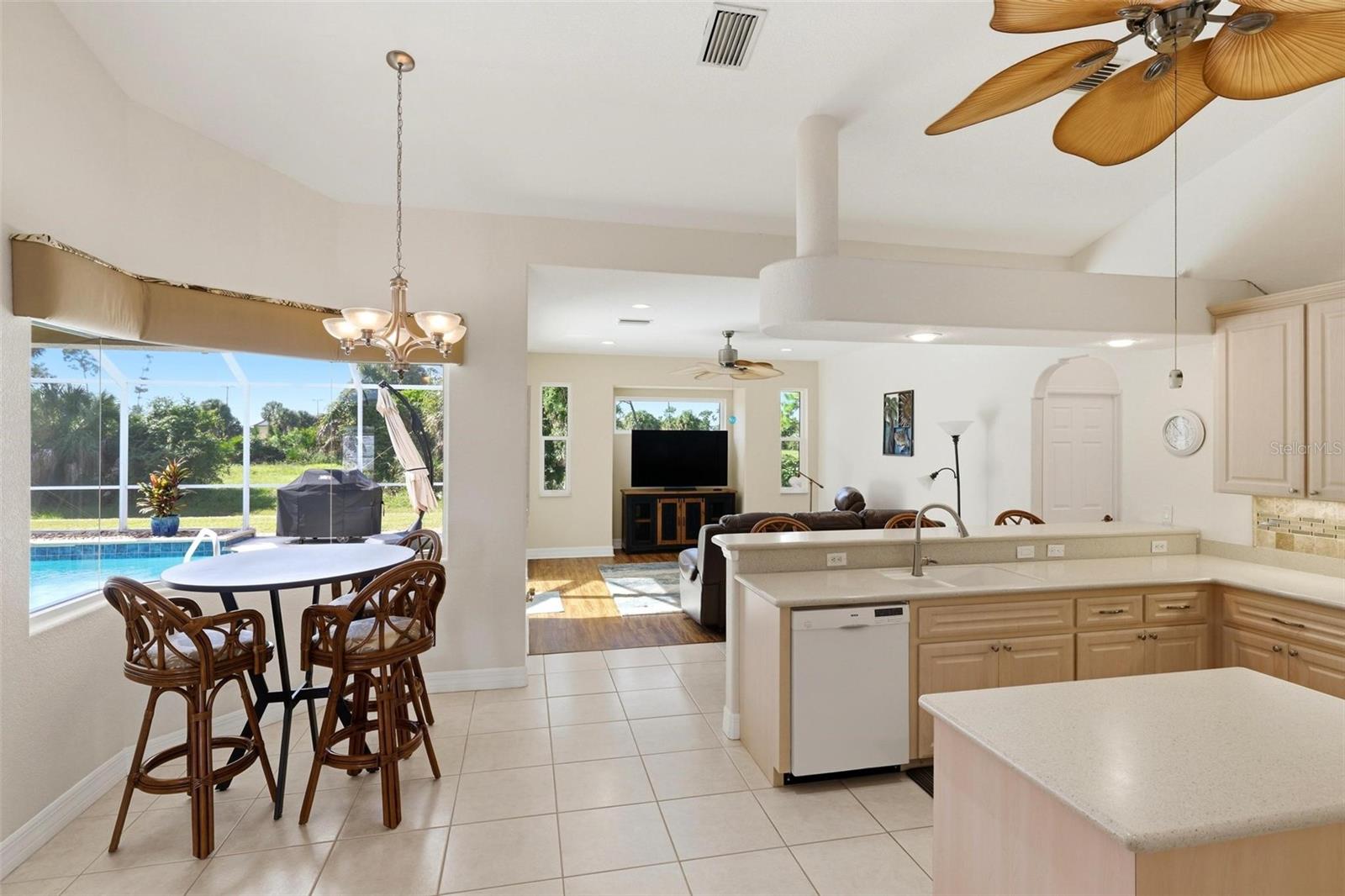 ROTONDA WEST BROADMOOR - Residential