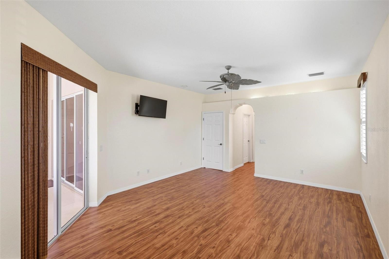 ROTONDA WEST BROADMOOR - Residential