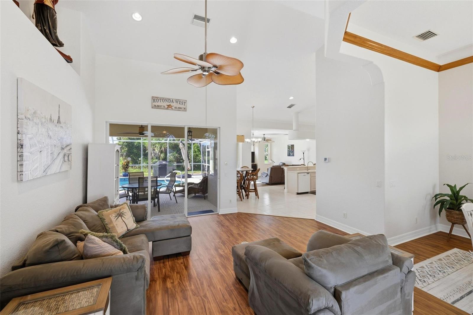 ROTONDA WEST BROADMOOR - Residential