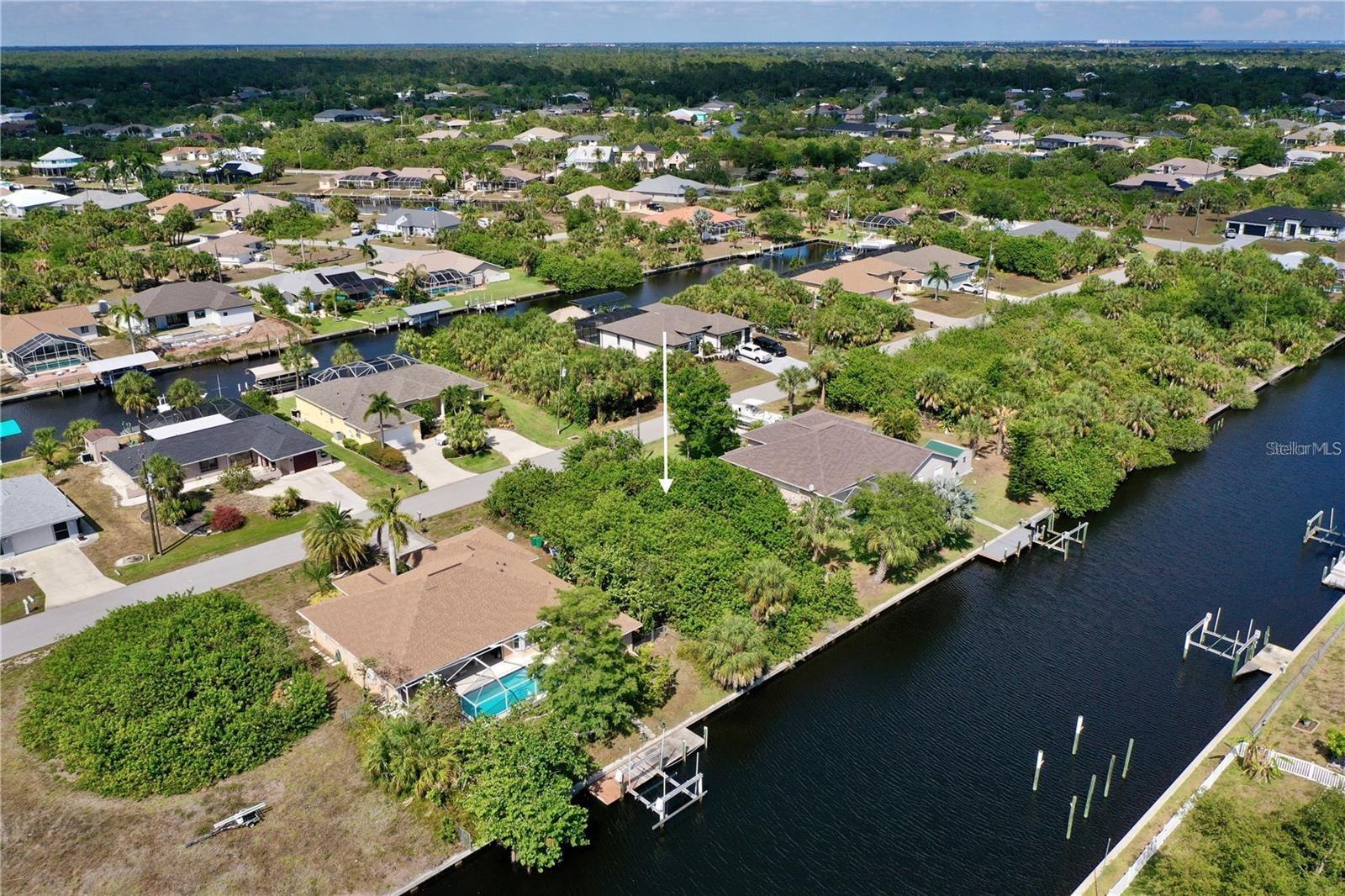 PORT CHARLOTTE SEC 044 - Land