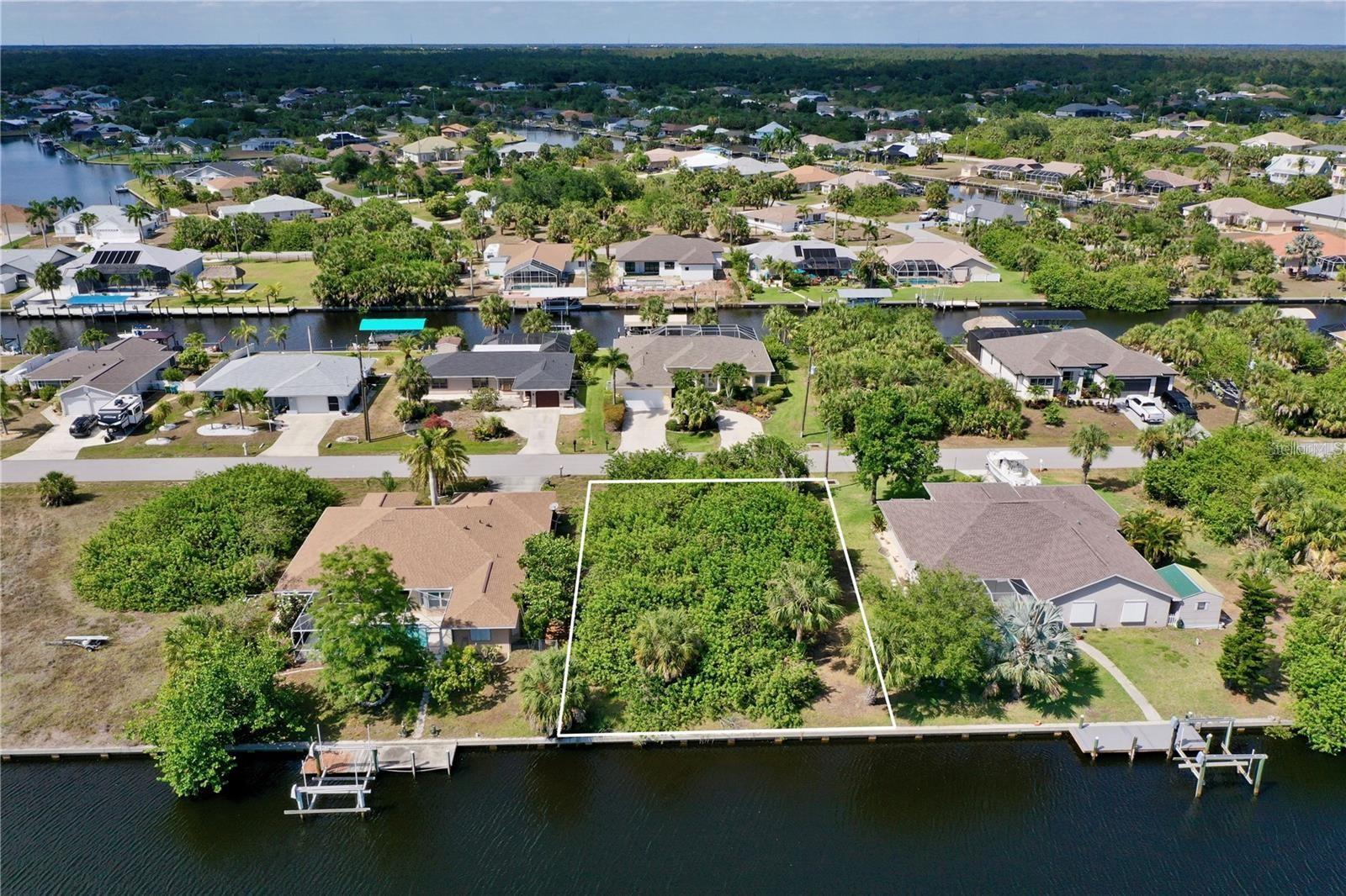 PORT CHARLOTTE SEC 044 - Land